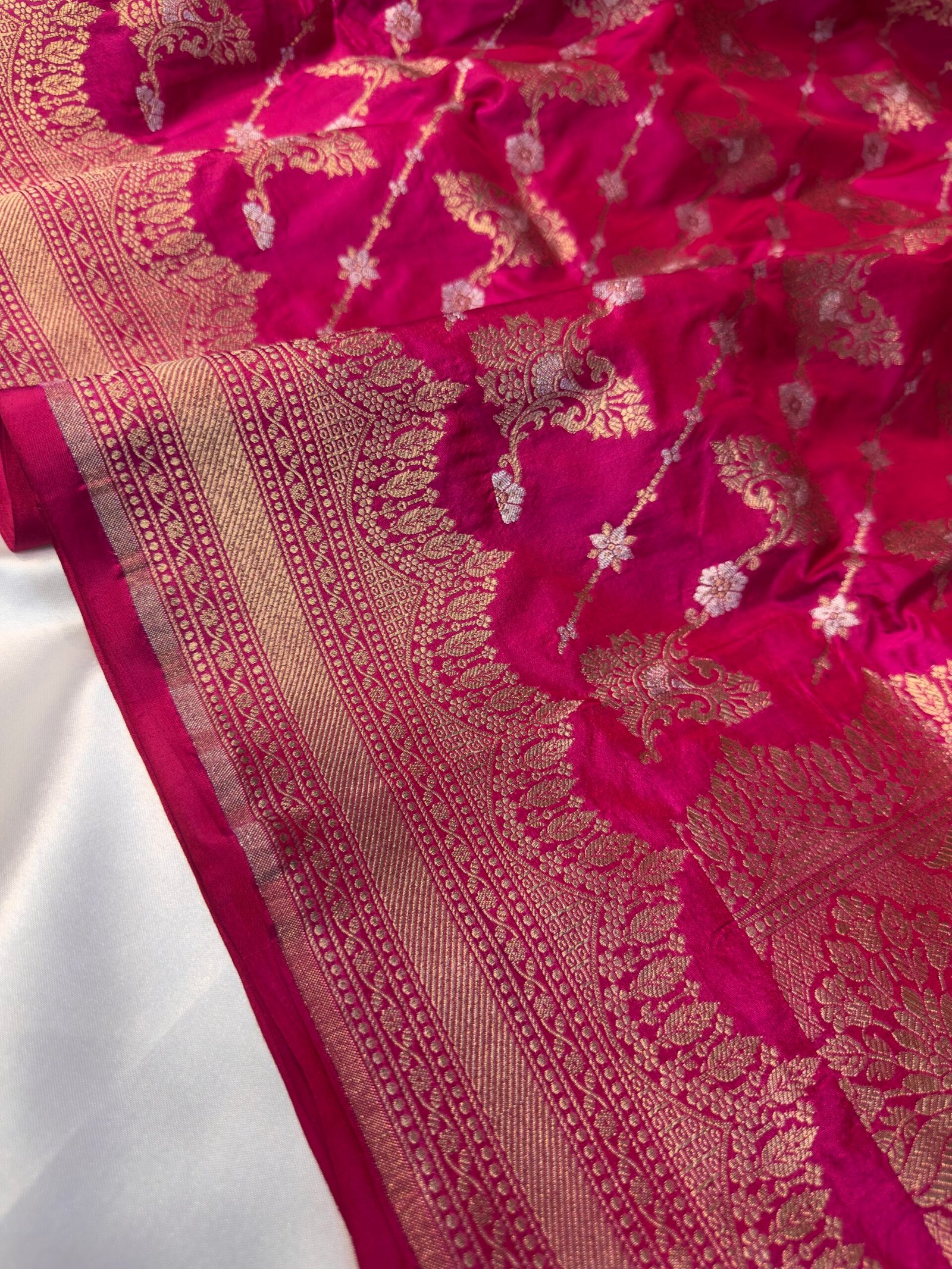 Rani Vaibhav – Dual Zari Woven Saree