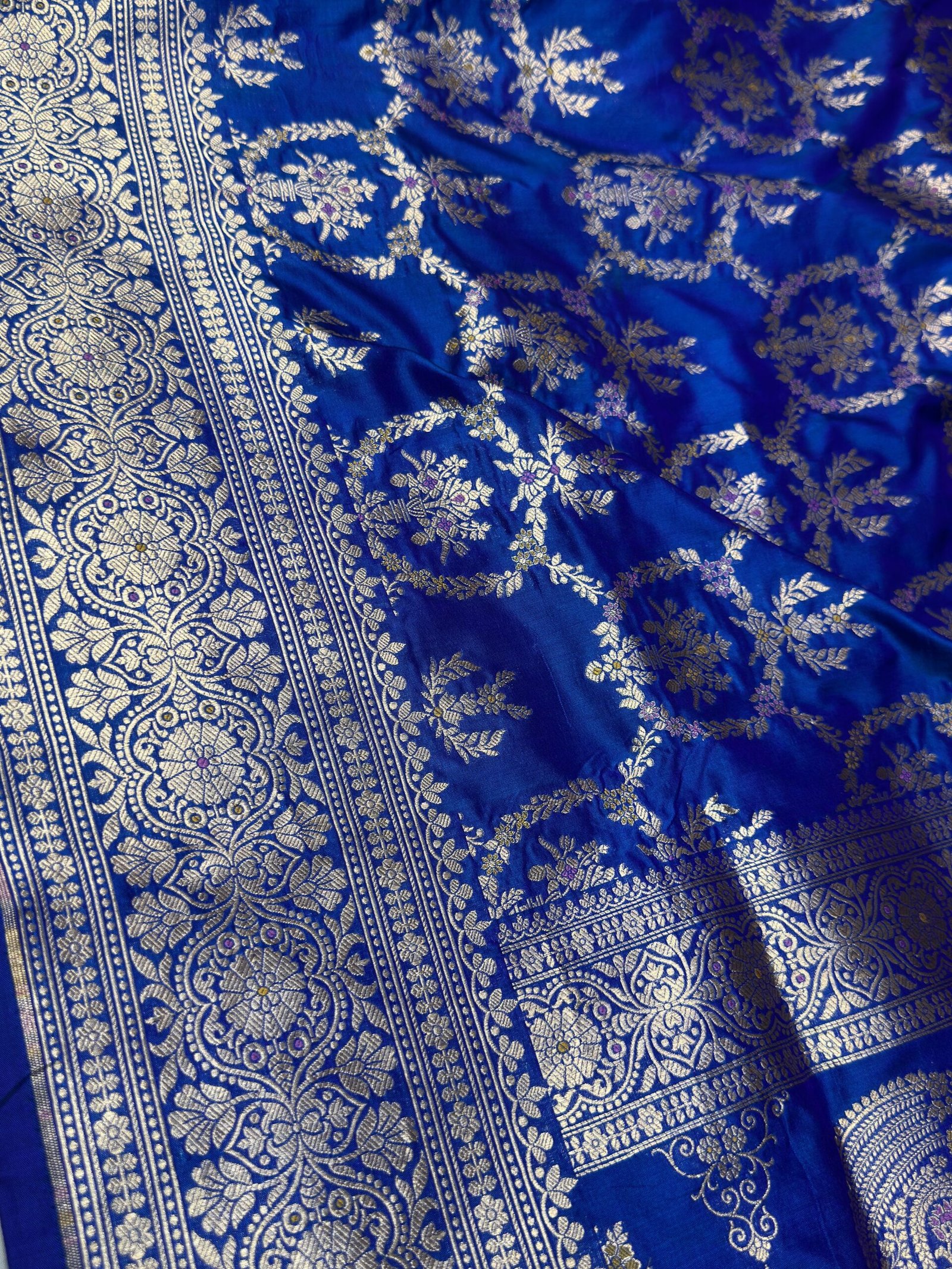 Neel Vaibhav – Royal Woven Saree - Image 2