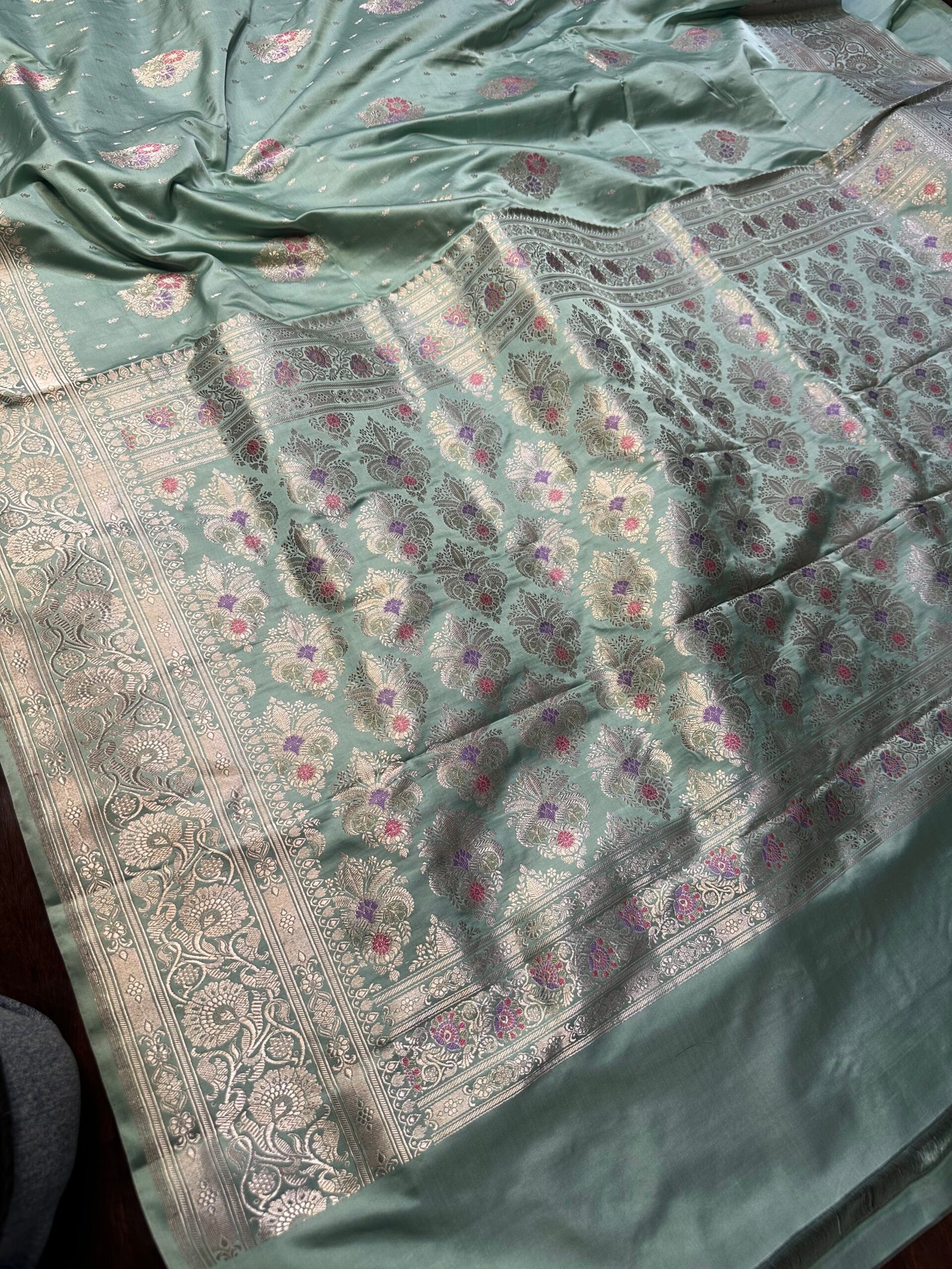 Shahi Harit Noor - Image 3