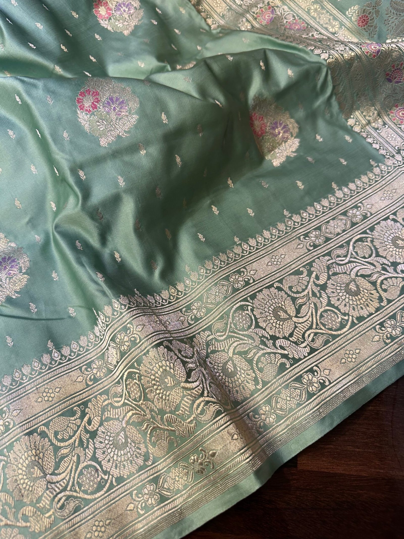 Shahi Harit Noor - Image 4