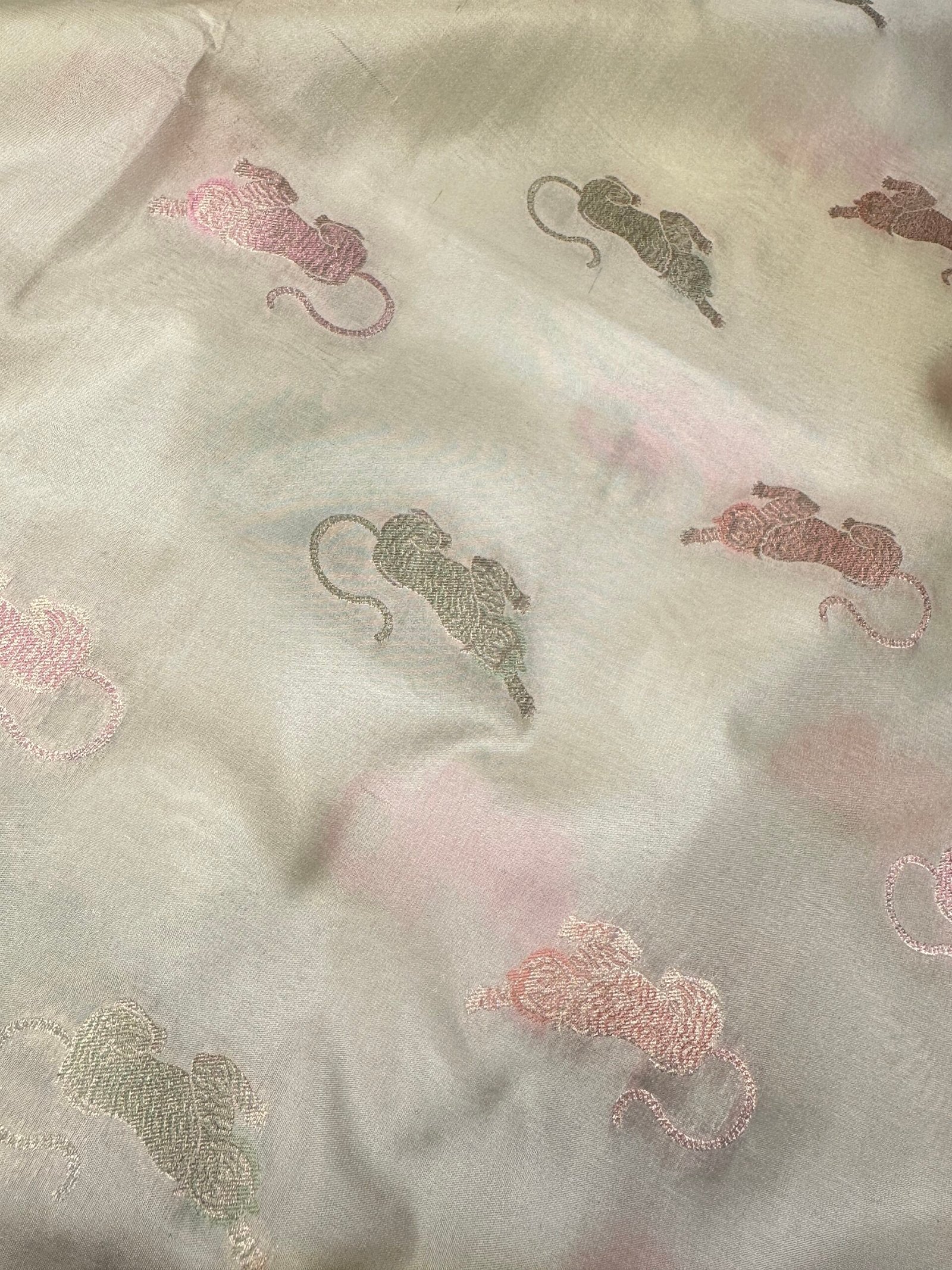 Ivory Aangan Silk - Image 3