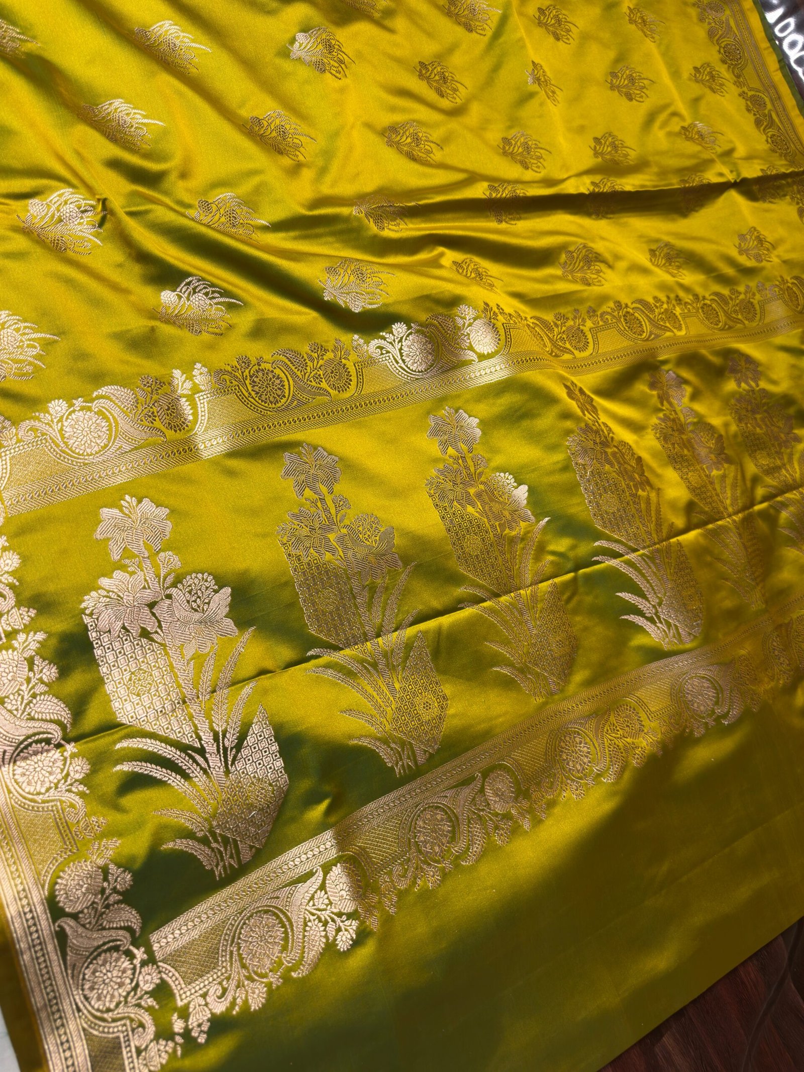 Rajsi Neon Viraaj - Image 5