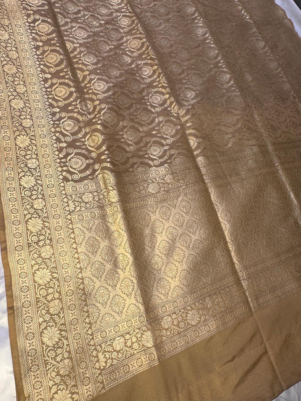 Orina Sunehri Silk - Image 3