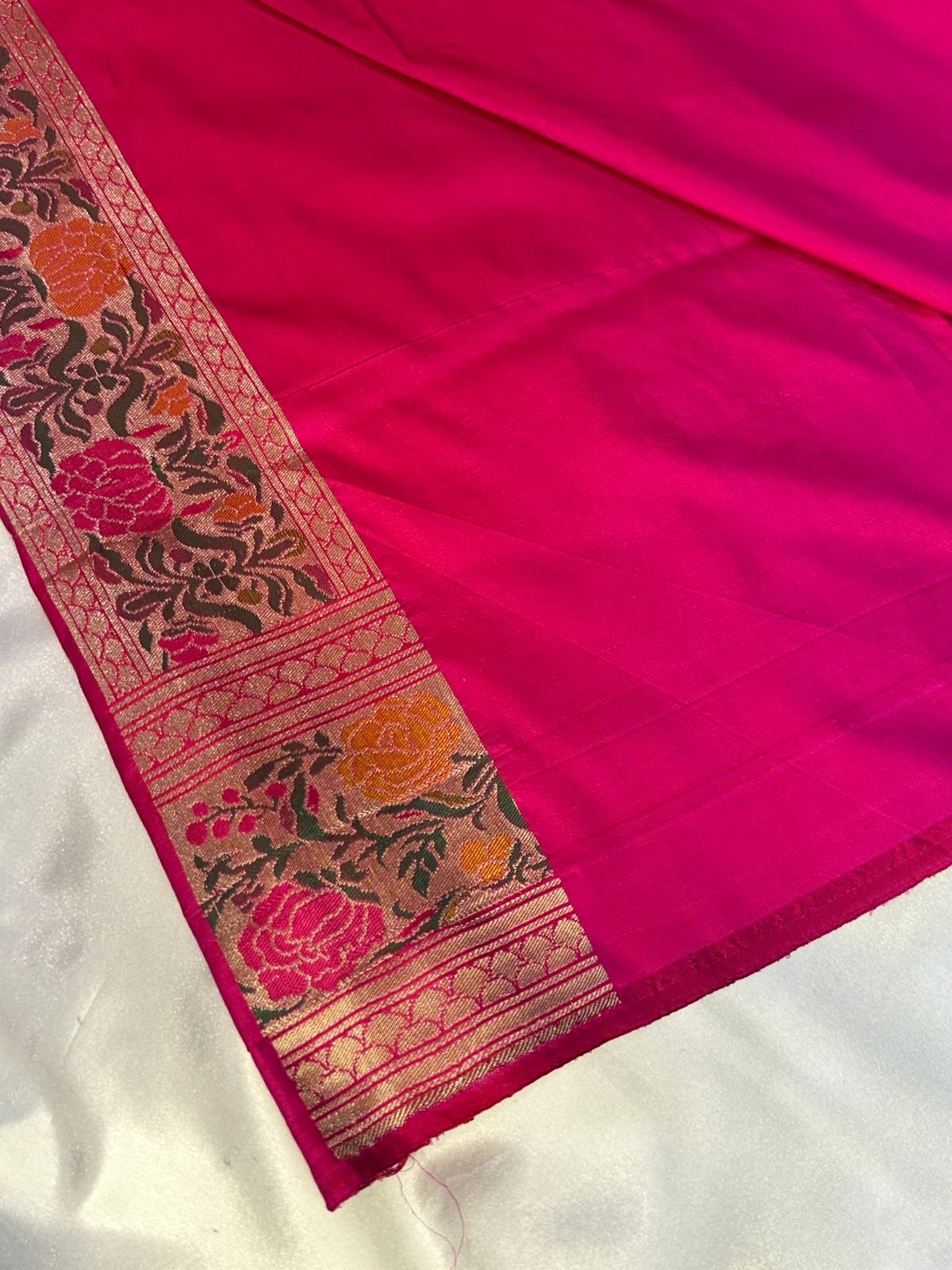 Raanika Paithani Rani - Image 7